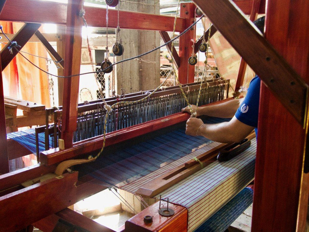 STANDING LOOM